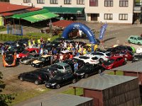Lid�, auta a z�bava