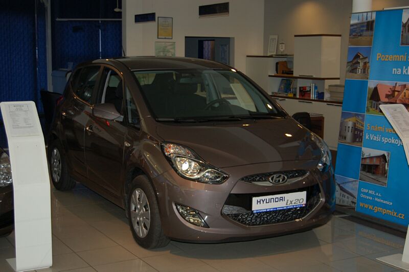 Den otev�en�ch dve�� s Hyundai ix20
