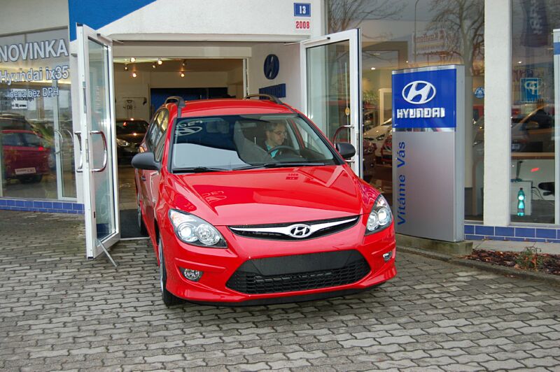 Den otev�en�ch dve�� s Hyundai ix20