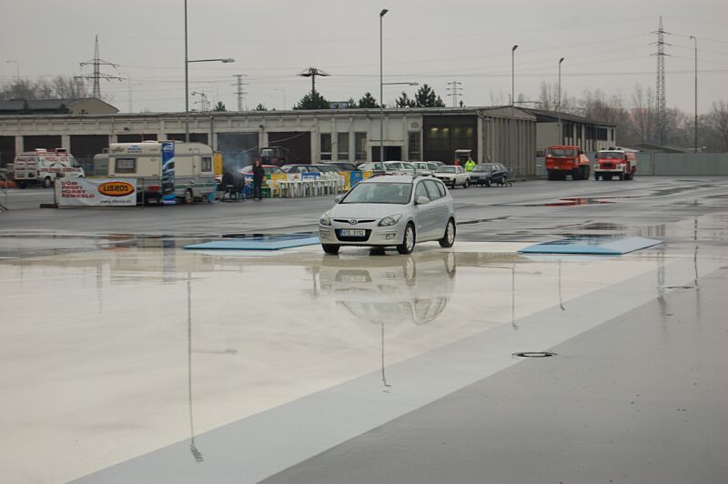 Den otev�en�ch dve�� s Hyundai ix20