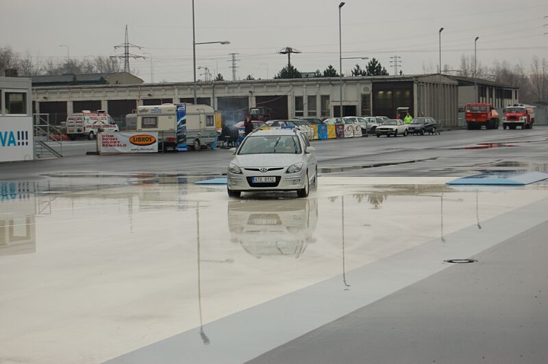 Den otev�en�ch dve�� s Hyundai ix20