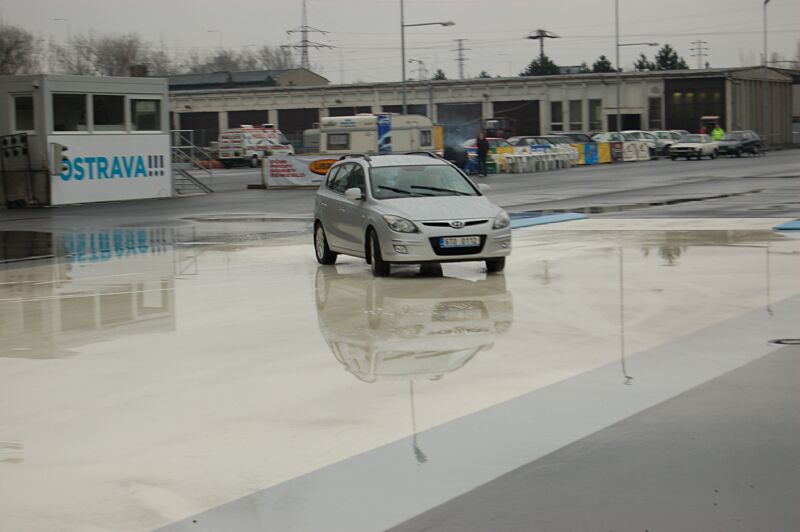 Den otev�en�ch dve�� s Hyundai ix20