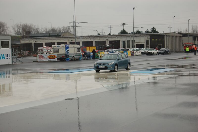 Den otev�en�ch dve�� s Hyundai ix20