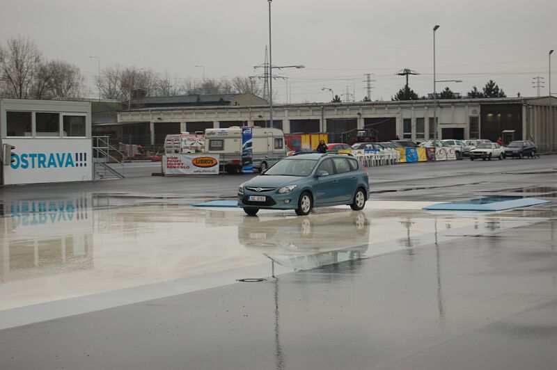 Den otev�en�ch dve�� s Hyundai ix20