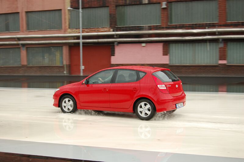 Den otev�en�ch dve�� s Hyundai ix20