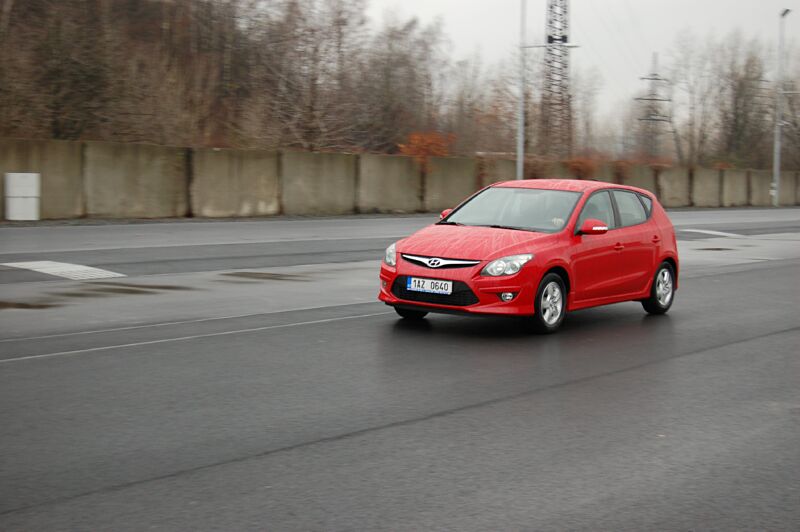Den otev�en�ch dve�� s Hyundai ix20