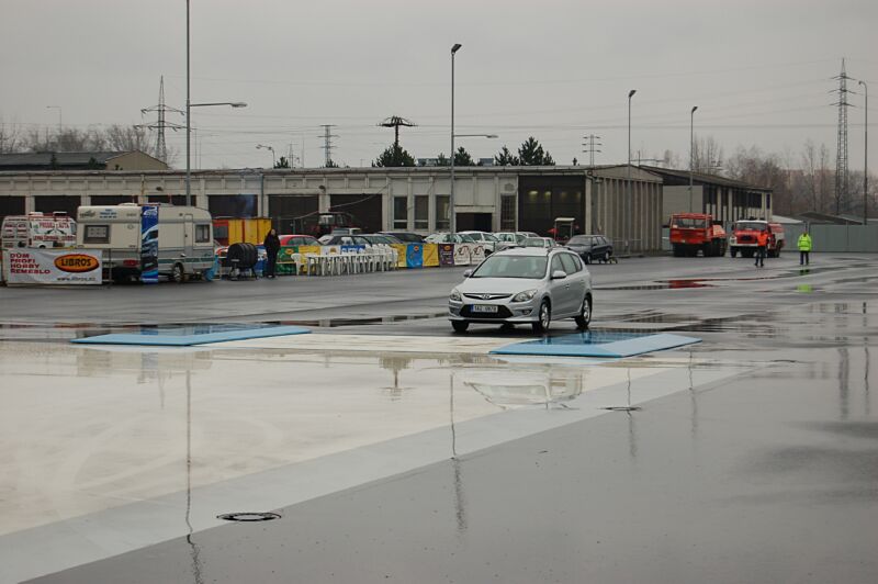 Den otev�en�ch dve�� s Hyundai ix20