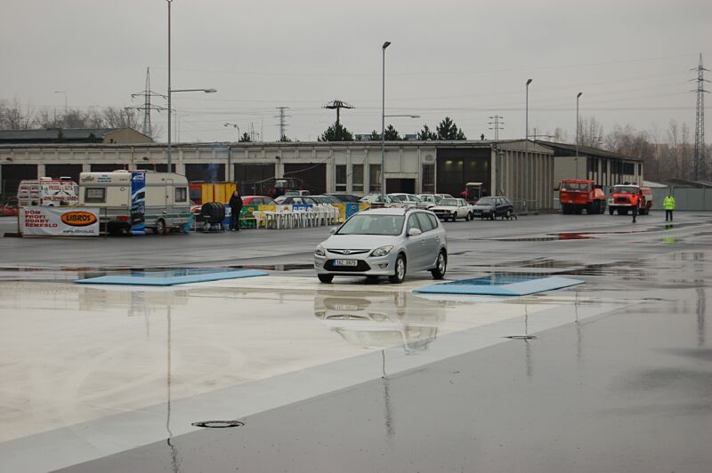 Den otev�en�ch dve�� s Hyundai ix20