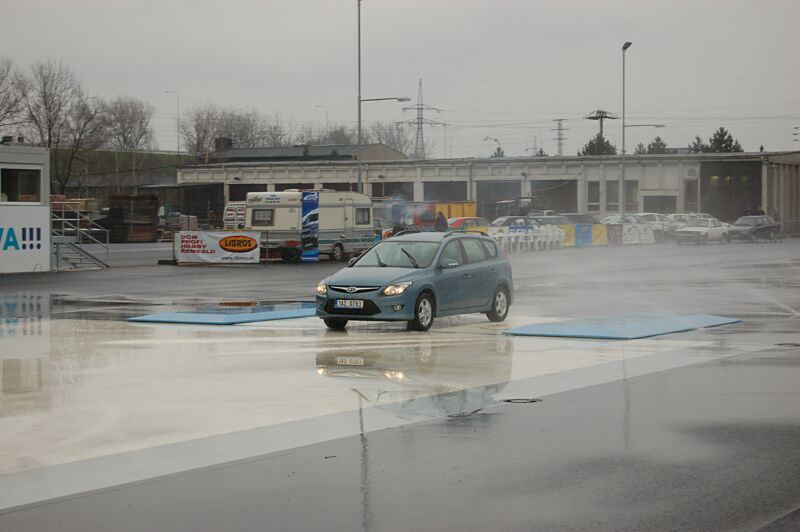 Den otev�en�ch dve�� s Hyundai ix20