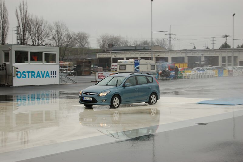 Den otev�en�ch dve�� s Hyundai ix20