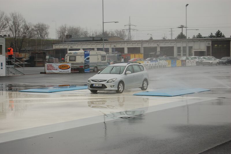 Den otev�en�ch dve�� s Hyundai ix20