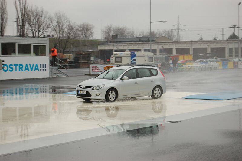 Den otev�en�ch dve�� s Hyundai ix20
