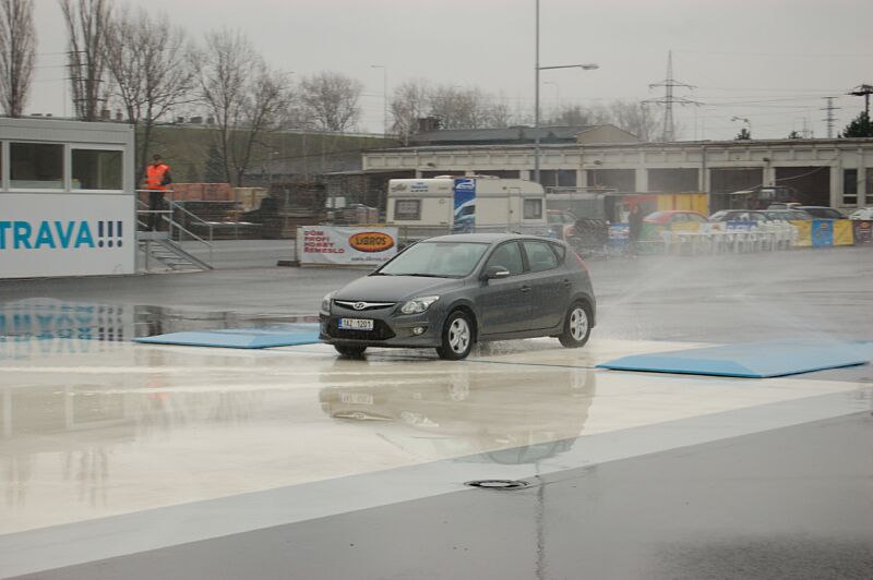 Den otev�en�ch dve�� s Hyundai ix20