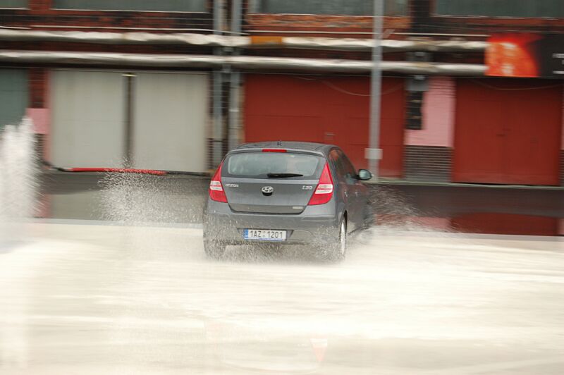 Den otev�en�ch dve�� s Hyundai ix20