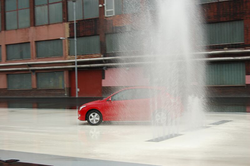 Den otev�en�ch dve�� s Hyundai ix20