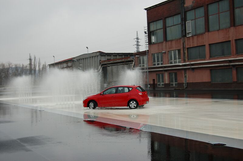Den otev�en�ch dve�� s Hyundai ix20