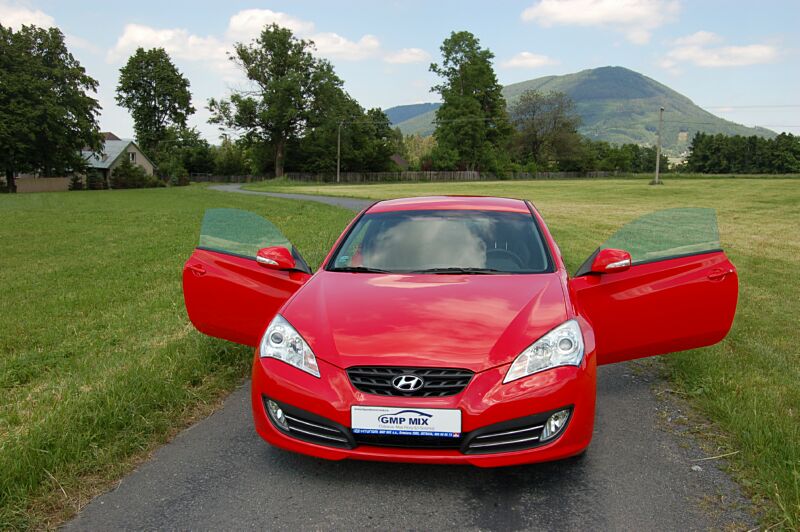 Hyundai Genesis Coupe