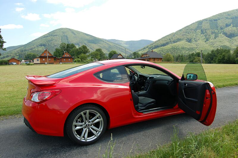 Hyundai Genesis Coupe