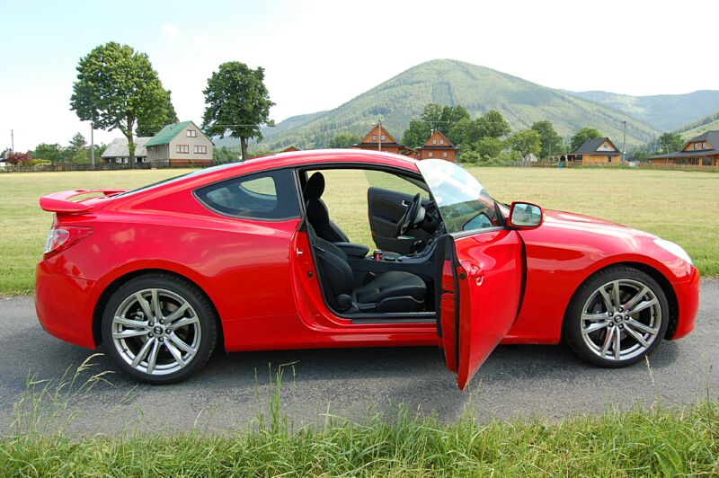 Hyundai Genesis Coupe