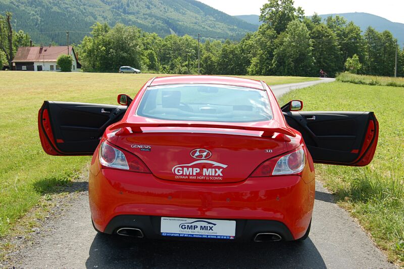 Hyundai Genesis Coupe