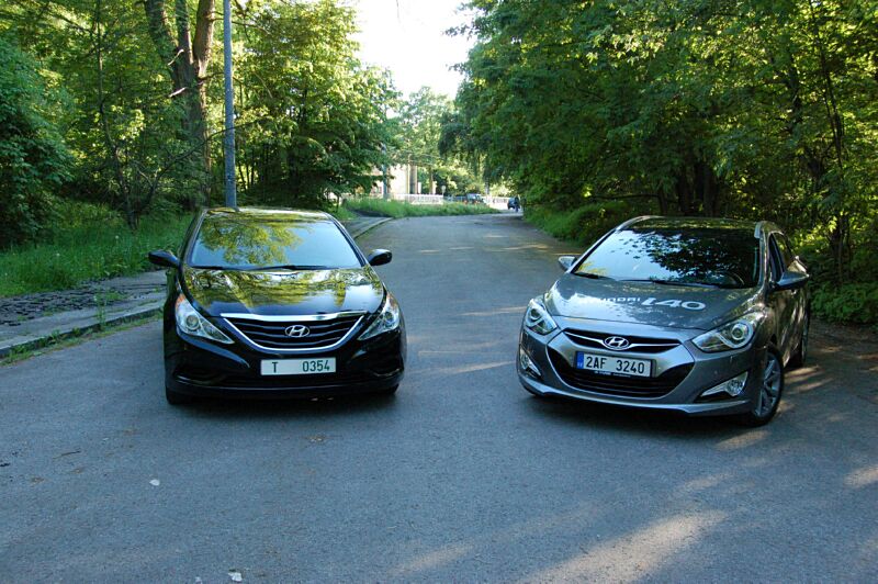 Hyundai i40cw a Hyundai Sonata YF