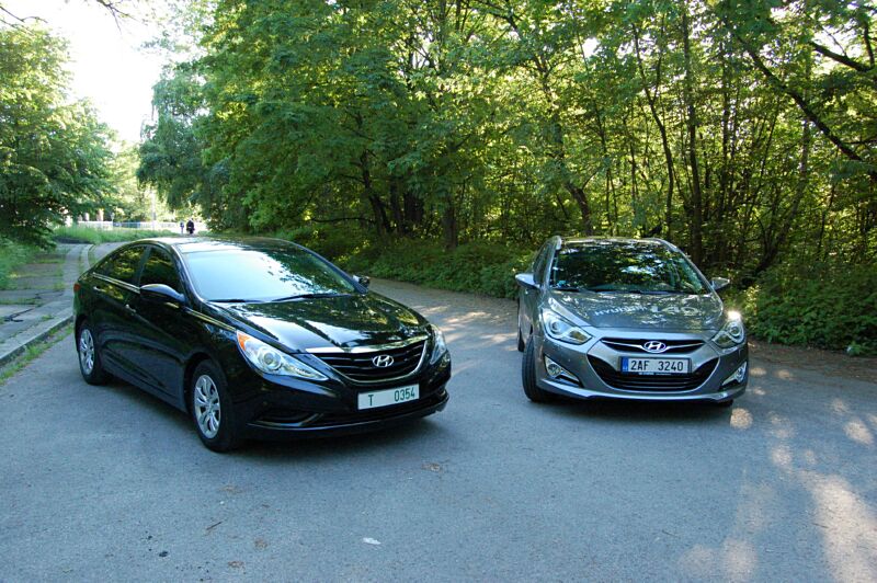 Hyundai i40cw a Hyundai Sonata YF