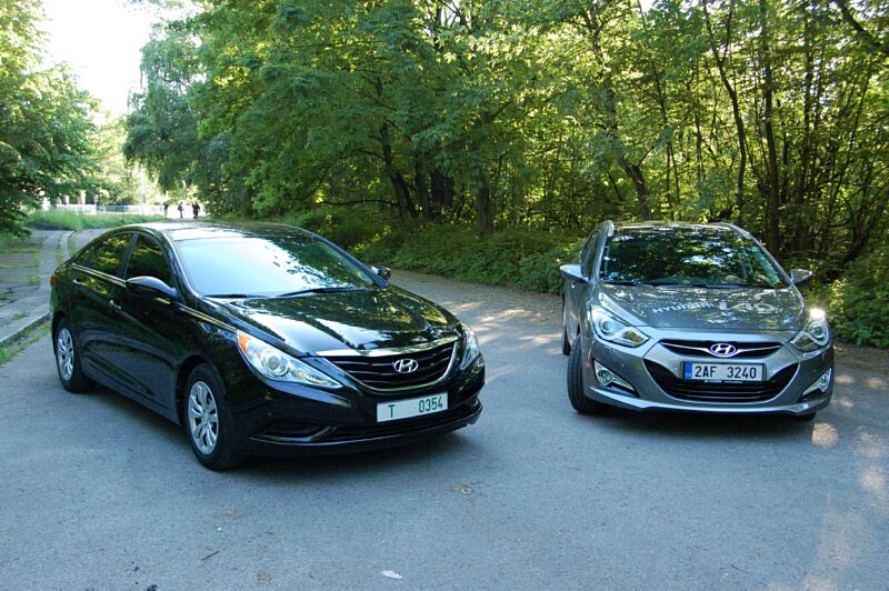 Hyundai i40cw a Hyundai Sonata YF