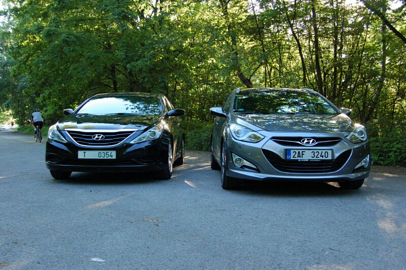 Hyundai i40cw a Hyundai Sonata YF