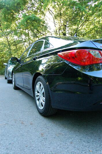 Hyundai i40cw a Hyundai Sonata YF