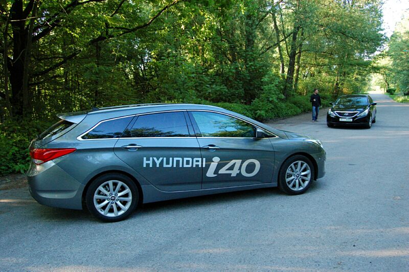 Hyundai i40cw a Hyundai Sonata YF