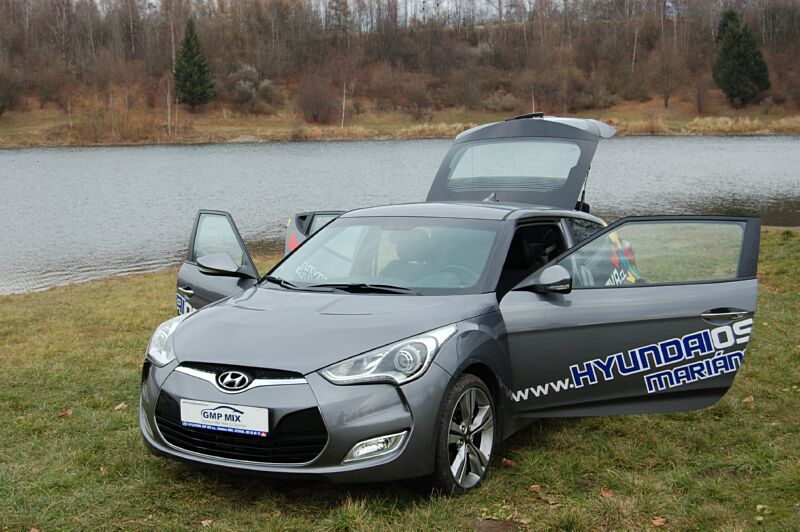 Hyundai Veloster