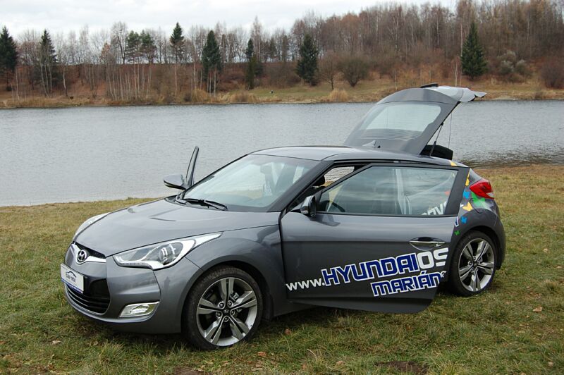 Hyundai Veloster
