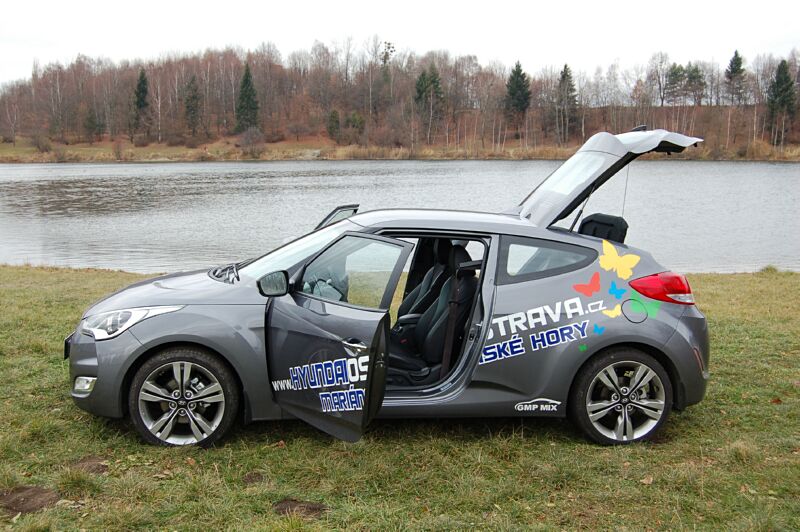 Hyundai Veloster