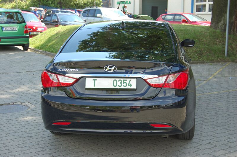 Hyundai Sonata YF