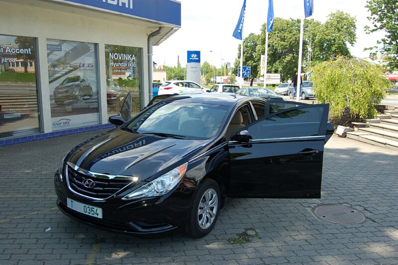 Hyundai Sonata YF
