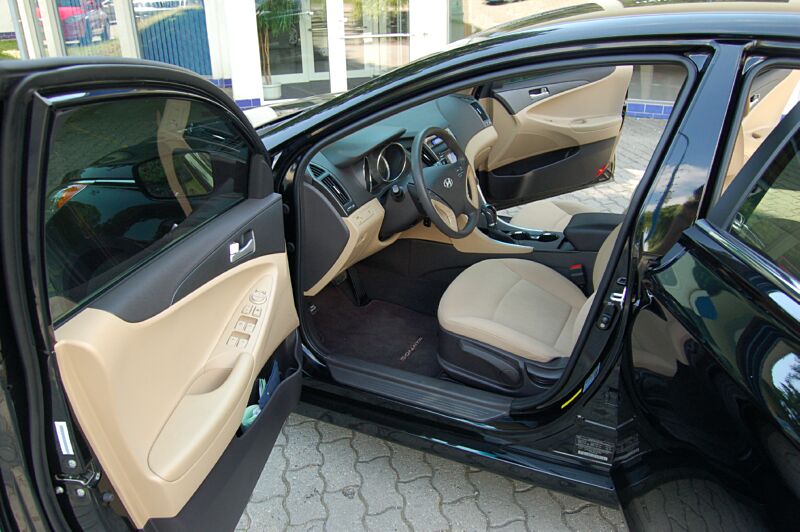 Hyundai Sonata YF