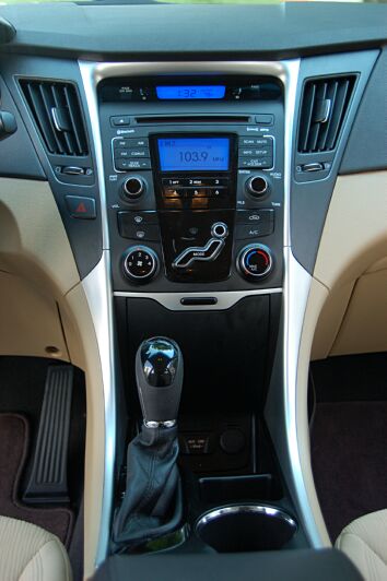 Hyundai Sonata YF