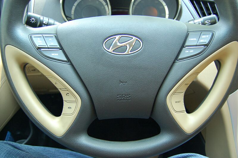Hyundai Sonata YF
