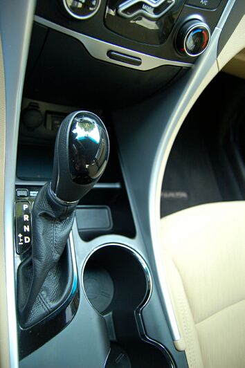 Hyundai Sonata YF