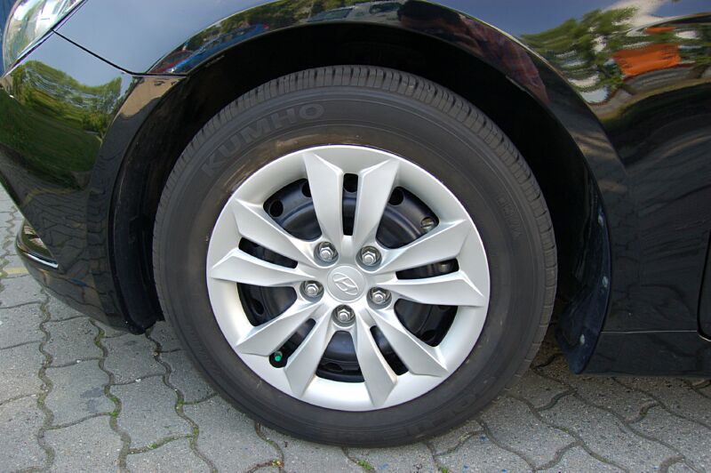 Hyundai Sonata YF