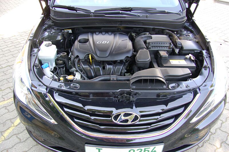Hyundai Sonata YF