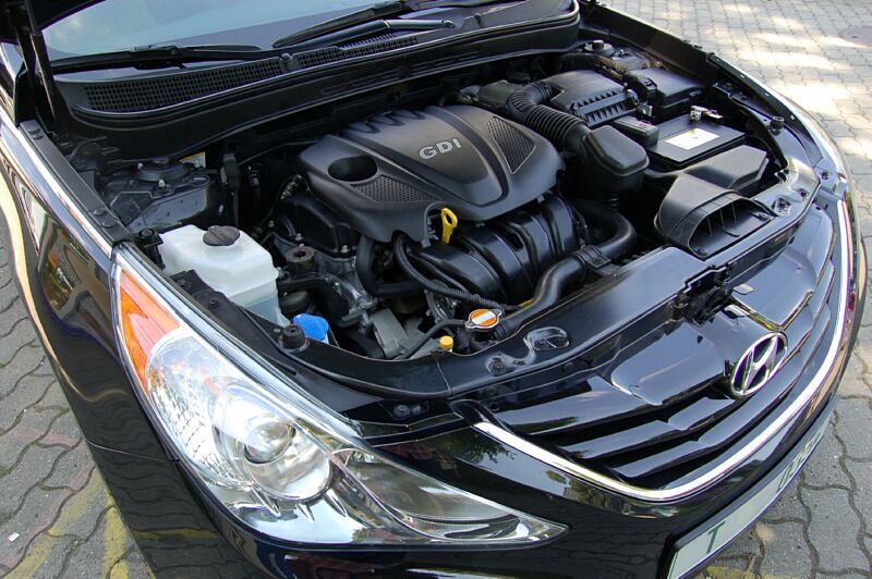 Hyundai Sonata YF