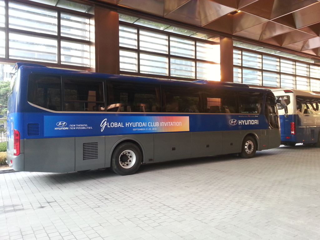 Bus Global Hyundai club invitation 2014 
